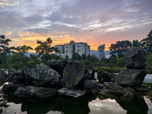 為霞尚滿天，梁平海螺譚嬌_副本